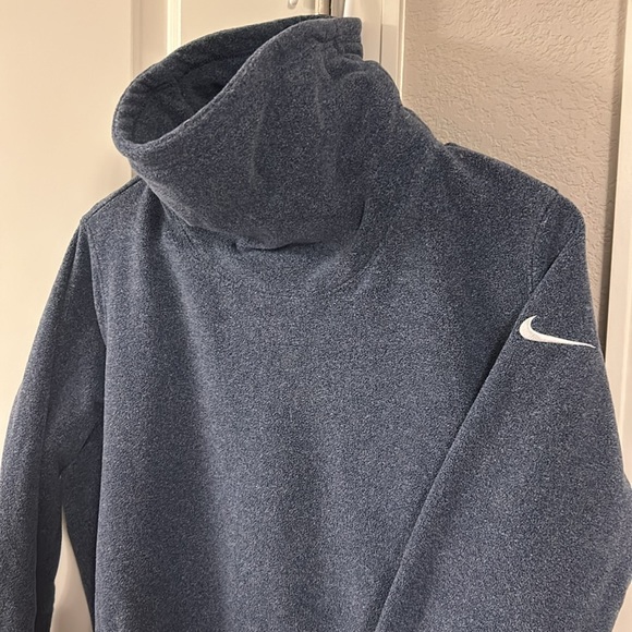 Nike fleece pullover - Picture 2 of 7